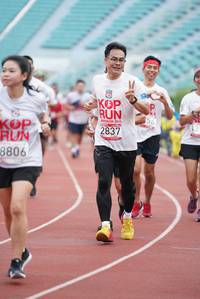 BIB: 8806, 201, 2837
                            <button type="button" onclick="openModal(5925021)" class="btn btn-primary btn-sm float-right btn-popup" data-toggle="modal" data-target=".modal-high-quality">
                        <i class="fas fa-shopping-cart"></i> Add to Cart
                    </button>
                                            <button type="button" onclick="isThisMe(5925021, true)" class="btn btn-success btn-sm float-right btn-popup btn-isme hidden" data-toggle="tooltip" data-placement="bottom" title="นี่คือรูปของคุณใช่ไหม คลิกที่นี่เพื่อเอาเข้าอัลบั้ม">
                        <i class="fas fa-plus"></i> Add to album
                    </button>
                    <button type="button" onclick="isThisMe(5925021, false)" class="btn btn-warning btn-sm float-right btn-popup btn-isnotme hidden">
                        <i class="fas fa-ban"></i> Remove from album
                    </button>