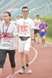 BIB: 201, 8026
                            <button type="button" onclick="openModal(5946846)" class="btn btn-primary btn-sm float-right btn-popup" data-toggle="modal" data-target=".modal-high-quality">
                        <i class="fas fa-shopping-cart"></i> Add to Cart
                    </button>
                                            <button type="button" onclick="isThisMe(5946846, true)" class="btn btn-success btn-sm float-right btn-popup btn-isme hidden" data-toggle="tooltip" data-placement="bottom" title="นี่คือรูปของคุณใช่ไหม คลิกที่นี่เพื่อเอาเข้าอัลบั้ม">
                        <i class="fas fa-plus"></i> Add to album
                    </button>
                    <button type="button" onclick="isThisMe(5946846, false)" class="btn btn-warning btn-sm float-right btn-popup btn-isnotme hidden">
                        <i class="fas fa-ban"></i> Remove from album
                    </button>