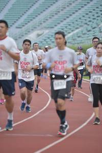 BIB: 2500, 7977, 877
                            <button type="button" onclick="openModal(5931602)" class="btn btn-primary btn-sm float-right btn-popup" data-toggle="modal" data-target=".modal-high-quality">
                        <i class="fas fa-shopping-cart"></i> Add to Cart
                    </button>
                                            <button type="button" onclick="isThisMe(5931602, true)" class="btn btn-success btn-sm float-right btn-popup btn-isme hidden" data-toggle="tooltip" data-placement="bottom" title="นี่คือรูปของคุณใช่ไหม คลิกที่นี่เพื่อเอาเข้าอัลบั้ม">
                        <i class="fas fa-plus"></i> Add to album
                    </button>
                    <button type="button" onclick="isThisMe(5931602, false)" class="btn btn-warning btn-sm float-right btn-popup btn-isnotme hidden">
                        <i class="fas fa-ban"></i> Remove from album
                    </button>