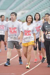 BIB: 6017, 2010, 6130
                            <button type="button" onclick="openModal(5938429)" class="btn btn-primary btn-sm float-right btn-popup" data-toggle="modal" data-target=".modal-high-quality">
                        <i class="fas fa-shopping-cart"></i> Add to Cart
                    </button>
                                            <button type="button" onclick="isThisMe(5938429, true)" class="btn btn-success btn-sm float-right btn-popup btn-isme hidden" data-toggle="tooltip" data-placement="bottom" title="นี่คือรูปของคุณใช่ไหม คลิกที่นี่เพื่อเอาเข้าอัลบั้ม">
                        <i class="fas fa-plus"></i> Add to album
                    </button>
                    <button type="button" onclick="isThisMe(5938429, false)" class="btn btn-warning btn-sm float-right btn-popup btn-isnotme hidden">
                        <i class="fas fa-ban"></i> Remove from album
                    </button>