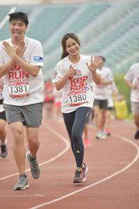 BIB: 201, 1381, 1380
                            <button type="button" onclick="openModal(5950349)" class="btn btn-primary btn-sm float-right btn-popup" data-toggle="modal" data-target=".modal-high-quality">
                        <i class="fas fa-shopping-cart"></i> Add to Cart
                    </button>
                                            <button type="button" onclick="isThisMe(5950349, true)" class="btn btn-success btn-sm float-right btn-popup btn-isme hidden" data-toggle="tooltip" data-placement="bottom" title="นี่คือรูปของคุณใช่ไหม คลิกที่นี่เพื่อเอาเข้าอัลบั้ม">
                        <i class="fas fa-plus"></i> Add to album
                    </button>
                    <button type="button" onclick="isThisMe(5950349, false)" class="btn btn-warning btn-sm float-right btn-popup btn-isnotme hidden">
                        <i class="fas fa-ban"></i> Remove from album
                    </button>