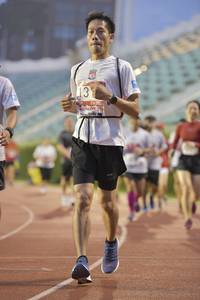 BIB: 201
                            <button type="button" onclick="openModal(5919734)" class="btn btn-primary btn-sm float-right btn-popup" data-toggle="modal" data-target=".modal-high-quality">
                        <i class="fas fa-shopping-cart"></i> Add to Cart
                    </button>
                                            <button type="button" onclick="isThisMe(5919734, true)" class="btn btn-success btn-sm float-right btn-popup btn-isme hidden" data-toggle="tooltip" data-placement="bottom" title="นี่คือรูปของคุณใช่ไหม คลิกที่นี่เพื่อเอาเข้าอัลบั้ม">
                        <i class="fas fa-plus"></i> Add to album
                    </button>
                    <button type="button" onclick="isThisMe(5919734, false)" class="btn btn-warning btn-sm float-right btn-popup btn-isnotme hidden">
                        <i class="fas fa-ban"></i> Remove from album
                    </button>