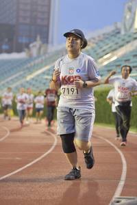 BIB: 7191
                            <button type="button" onclick="openModal(5920481)" class="btn btn-primary btn-sm float-right btn-popup" data-toggle="modal" data-target=".modal-high-quality">
                        <i class="fas fa-shopping-cart"></i> Add to Cart
                    </button>
                                            <button type="button" onclick="isThisMe(5920481, true)" class="btn btn-success btn-sm float-right btn-popup btn-isme hidden" data-toggle="tooltip" data-placement="bottom" title="นี่คือรูปของคุณใช่ไหม คลิกที่นี่เพื่อเอาเข้าอัลบั้ม">
                        <i class="fas fa-plus"></i> Add to album
                    </button>
                    <button type="button" onclick="isThisMe(5920481, false)" class="btn btn-warning btn-sm float-right btn-popup btn-isnotme hidden">
                        <i class="fas fa-ban"></i> Remove from album
                    </button>