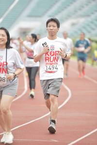 BIB: 1494
                            <button type="button" onclick="openModal(5941968)" class="btn btn-primary btn-sm float-right btn-popup" data-toggle="modal" data-target=".modal-high-quality">
                        <i class="fas fa-shopping-cart"></i> Add to Cart
                    </button>
                                            <button type="button" onclick="isThisMe(5941968, true)" class="btn btn-success btn-sm float-right btn-popup btn-isme hidden" data-toggle="tooltip" data-placement="bottom" title="นี่คือรูปของคุณใช่ไหม คลิกที่นี่เพื่อเอาเข้าอัลบั้ม">
                        <i class="fas fa-plus"></i> Add to album
                    </button>
                    <button type="button" onclick="isThisMe(5941968, false)" class="btn btn-warning btn-sm float-right btn-popup btn-isnotme hidden">
                        <i class="fas fa-ban"></i> Remove from album
                    </button>