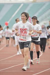 BIB: 1188, 449
                            <button type="button" onclick="openModal(5950828)" class="btn btn-primary btn-sm float-right btn-popup" data-toggle="modal" data-target=".modal-high-quality">
                        <i class="fas fa-shopping-cart"></i> Add to Cart
                    </button>
                                            <button type="button" onclick="isThisMe(5950828, true)" class="btn btn-success btn-sm float-right btn-popup btn-isme hidden" data-toggle="tooltip" data-placement="bottom" title="นี่คือรูปของคุณใช่ไหม คลิกที่นี่เพื่อเอาเข้าอัลบั้ม">
                        <i class="fas fa-plus"></i> Add to album
                    </button>
                    <button type="button" onclick="isThisMe(5950828, false)" class="btn btn-warning btn-sm float-right btn-popup btn-isnotme hidden">
                        <i class="fas fa-ban"></i> Remove from album
                    </button>