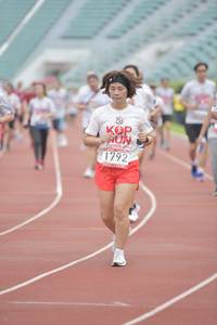 BIB: 1792
                            <button type="button" onclick="openModal(5936368)" class="btn btn-primary btn-sm float-right btn-popup" data-toggle="modal" data-target=".modal-high-quality">
                        <i class="fas fa-shopping-cart"></i> Add to Cart
                    </button>
                                            <button type="button" onclick="isThisMe(5936368, true)" class="btn btn-success btn-sm float-right btn-popup btn-isme hidden" data-toggle="tooltip" data-placement="bottom" title="นี่คือรูปของคุณใช่ไหม คลิกที่นี่เพื่อเอาเข้าอัลบั้ม">
                        <i class="fas fa-plus"></i> Add to album
                    </button>
                    <button type="button" onclick="isThisMe(5936368, false)" class="btn btn-warning btn-sm float-right btn-popup btn-isnotme hidden">
                        <i class="fas fa-ban"></i> Remove from album
                    </button>