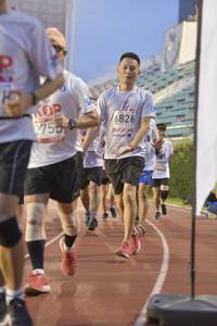 BIB: 2755, 6826, 207
                            <button type="button" onclick="openModal(5920260)" class="btn btn-primary btn-sm float-right btn-popup" data-toggle="modal" data-target=".modal-high-quality">
                        <i class="fas fa-shopping-cart"></i> Add to Cart
                    </button>
                                            <button type="button" onclick="isThisMe(5920260, true)" class="btn btn-success btn-sm float-right btn-popup btn-isme hidden" data-toggle="tooltip" data-placement="bottom" title="นี่คือรูปของคุณใช่ไหม คลิกที่นี่เพื่อเอาเข้าอัลบั้ม">
                        <i class="fas fa-plus"></i> Add to album
                    </button>
                    <button type="button" onclick="isThisMe(5920260, false)" class="btn btn-warning btn-sm float-right btn-popup btn-isnotme hidden">
                        <i class="fas fa-ban"></i> Remove from album
                    </button>