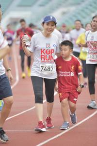 BIB: 123, 201, 7487
                            <button type="button" onclick="openModal(5938619)" class="btn btn-primary btn-sm float-right btn-popup" data-toggle="modal" data-target=".modal-high-quality">
                        <i class="fas fa-shopping-cart"></i> Add to Cart
                    </button>
                                            <button type="button" onclick="isThisMe(5938619, true)" class="btn btn-success btn-sm float-right btn-popup btn-isme hidden" data-toggle="tooltip" data-placement="bottom" title="นี่คือรูปของคุณใช่ไหม คลิกที่นี่เพื่อเอาเข้าอัลบั้ม">
                        <i class="fas fa-plus"></i> Add to album
                    </button>
                    <button type="button" onclick="isThisMe(5938619, false)" class="btn btn-warning btn-sm float-right btn-popup btn-isnotme hidden">
                        <i class="fas fa-ban"></i> Remove from album
                    </button>