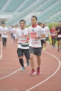 BIB: 5925, 5571
                            <button type="button" onclick="openModal(5949674)" class="btn btn-primary btn-sm float-right btn-popup" data-toggle="modal" data-target=".modal-high-quality">
                        <i class="fas fa-shopping-cart"></i> Add to Cart
                    </button>
                                            <button type="button" onclick="isThisMe(5949674, true)" class="btn btn-success btn-sm float-right btn-popup btn-isme hidden" data-toggle="tooltip" data-placement="bottom" title="นี่คือรูปของคุณใช่ไหม คลิกที่นี่เพื่อเอาเข้าอัลบั้ม">
                        <i class="fas fa-plus"></i> Add to album
                    </button>
                    <button type="button" onclick="isThisMe(5949674, false)" class="btn btn-warning btn-sm float-right btn-popup btn-isnotme hidden">
                        <i class="fas fa-ban"></i> Remove from album
                    </button>