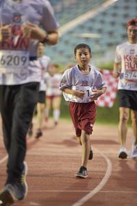 BIB: 574, 6209
                            <button type="button" onclick="openModal(5919057)" class="btn btn-primary btn-sm float-right btn-popup" data-toggle="modal" data-target=".modal-high-quality">
                        <i class="fas fa-shopping-cart"></i> Add to Cart
                    </button>
                                            <button type="button" onclick="isThisMe(5919057, true)" class="btn btn-success btn-sm float-right btn-popup btn-isme hidden" data-toggle="tooltip" data-placement="bottom" title="นี่คือรูปของคุณใช่ไหม คลิกที่นี่เพื่อเอาเข้าอัลบั้ม">
                        <i class="fas fa-plus"></i> Add to album
                    </button>
                    <button type="button" onclick="isThisMe(5919057, false)" class="btn btn-warning btn-sm float-right btn-popup btn-isnotme hidden">
                        <i class="fas fa-ban"></i> Remove from album
                    </button>