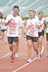 BIB: 201, 004, 2019, 2275, 3471
                            <button type="button" onclick="openModal(5942194)" class="btn btn-primary btn-sm float-right btn-popup" data-toggle="modal" data-target=".modal-high-quality">
                        <i class="fas fa-shopping-cart"></i> Add to Cart
                    </button>
                                            <button type="button" onclick="isThisMe(5942194, true)" class="btn btn-success btn-sm float-right btn-popup btn-isme hidden" data-toggle="tooltip" data-placement="bottom" title="นี่คือรูปของคุณใช่ไหม คลิกที่นี่เพื่อเอาเข้าอัลบั้ม">
                        <i class="fas fa-plus"></i> Add to album
                    </button>
                    <button type="button" onclick="isThisMe(5942194, false)" class="btn btn-warning btn-sm float-right btn-popup btn-isnotme hidden">
                        <i class="fas fa-ban"></i> Remove from album
                    </button>