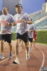 BIB: 8313, 2010, 8371
                            <button type="button" onclick="openModal(5917362)" class="btn btn-primary btn-sm float-right btn-popup" data-toggle="modal" data-target=".modal-high-quality">
                        <i class="fas fa-shopping-cart"></i> Add to Cart
                    </button>
                                            <button type="button" onclick="isThisMe(5917362, true)" class="btn btn-success btn-sm float-right btn-popup btn-isme hidden" data-toggle="tooltip" data-placement="bottom" title="นี่คือรูปของคุณใช่ไหม คลิกที่นี่เพื่อเอาเข้าอัลบั้ม">
                        <i class="fas fa-plus"></i> Add to album
                    </button>
                    <button type="button" onclick="isThisMe(5917362, false)" class="btn btn-warning btn-sm float-right btn-popup btn-isnotme hidden">
                        <i class="fas fa-ban"></i> Remove from album
                    </button>