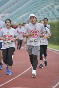 BIB: 8982, 514, 6898
                            <button type="button" onclick="openModal(5931860)" class="btn btn-primary btn-sm float-right btn-popup" data-toggle="modal" data-target=".modal-high-quality">
                        <i class="fas fa-shopping-cart"></i> Add to Cart
                    </button>
                                            <button type="button" onclick="isThisMe(5931860, true)" class="btn btn-success btn-sm float-right btn-popup btn-isme hidden" data-toggle="tooltip" data-placement="bottom" title="นี่คือรูปของคุณใช่ไหม คลิกที่นี่เพื่อเอาเข้าอัลบั้ม">
                        <i class="fas fa-plus"></i> Add to album
                    </button>
                    <button type="button" onclick="isThisMe(5931860, false)" class="btn btn-warning btn-sm float-right btn-popup btn-isnotme hidden">
                        <i class="fas fa-ban"></i> Remove from album
                    </button>