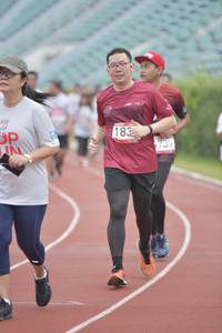 BIB: 183, 739, 
                            <button type="button" onclick="openModal(5934813)" class="btn btn-primary btn-sm float-right btn-popup" data-toggle="modal" data-target=".modal-high-quality">
                        <i class="fas fa-shopping-cart"></i> Add to Cart
                    </button>
                                            <button type="button" onclick="isThisMe(5934813, true)" class="btn btn-success btn-sm float-right btn-popup btn-isme hidden" data-toggle="tooltip" data-placement="bottom" title="นี่คือรูปของคุณใช่ไหม คลิกที่นี่เพื่อเอาเข้าอัลบั้ม">
                        <i class="fas fa-plus"></i> Add to album
                    </button>
                    <button type="button" onclick="isThisMe(5934813, false)" class="btn btn-warning btn-sm float-right btn-popup btn-isnotme hidden">
                        <i class="fas fa-ban"></i> Remove from album
                    </button>