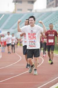 BIB: 2010, 2947, 5328
                            <button type="button" onclick="openModal(5951081)" class="btn btn-primary btn-sm float-right btn-popup" data-toggle="modal" data-target=".modal-high-quality">
                        <i class="fas fa-shopping-cart"></i> Add to Cart
                    </button>
                                            <button type="button" onclick="isThisMe(5951081, true)" class="btn btn-success btn-sm float-right btn-popup btn-isme hidden" data-toggle="tooltip" data-placement="bottom" title="นี่คือรูปของคุณใช่ไหม คลิกที่นี่เพื่อเอาเข้าอัลบั้ม">
                        <i class="fas fa-plus"></i> Add to album
                    </button>
                    <button type="button" onclick="isThisMe(5951081, false)" class="btn btn-warning btn-sm float-right btn-popup btn-isnotme hidden">
                        <i class="fas fa-ban"></i> Remove from album
                    </button>