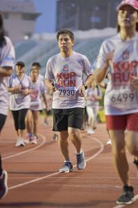 BIB: 7930, 6499
                            <button type="button" onclick="openModal(5919287)" class="btn btn-primary btn-sm float-right btn-popup" data-toggle="modal" data-target=".modal-high-quality">
                        <i class="fas fa-shopping-cart"></i> Add to Cart
                    </button>
                                            <button type="button" onclick="isThisMe(5919287, true)" class="btn btn-success btn-sm float-right btn-popup btn-isme hidden" data-toggle="tooltip" data-placement="bottom" title="นี่คือรูปของคุณใช่ไหม คลิกที่นี่เพื่อเอาเข้าอัลบั้ม">
                        <i class="fas fa-plus"></i> Add to album
                    </button>
                    <button type="button" onclick="isThisMe(5919287, false)" class="btn btn-warning btn-sm float-right btn-popup btn-isnotme hidden">
                        <i class="fas fa-ban"></i> Remove from album
                    </button>