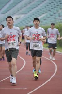 BIB: 8757, 6507
                            <button type="button" onclick="openModal(5931279)" class="btn btn-primary btn-sm float-right btn-popup" data-toggle="modal" data-target=".modal-high-quality">
                        <i class="fas fa-shopping-cart"></i> Add to Cart
                    </button>
                                            <button type="button" onclick="isThisMe(5931279, true)" class="btn btn-success btn-sm float-right btn-popup btn-isme hidden" data-toggle="tooltip" data-placement="bottom" title="นี่คือรูปของคุณใช่ไหม คลิกที่นี่เพื่อเอาเข้าอัลบั้ม">
                        <i class="fas fa-plus"></i> Add to album
                    </button>
                    <button type="button" onclick="isThisMe(5931279, false)" class="btn btn-warning btn-sm float-right btn-popup btn-isnotme hidden">
                        <i class="fas fa-ban"></i> Remove from album
                    </button>