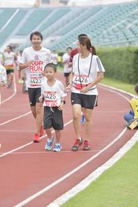 BIB: 4426, 4423, 425
                            <button type="button" onclick="openModal(5937195)" class="btn btn-primary btn-sm float-right btn-popup" data-toggle="modal" data-target=".modal-high-quality">
                        <i class="fas fa-shopping-cart"></i> Add to Cart
                    </button>
                                            <button type="button" onclick="isThisMe(5937195, true)" class="btn btn-success btn-sm float-right btn-popup btn-isme hidden" data-toggle="tooltip" data-placement="bottom" title="นี่คือรูปของคุณใช่ไหม คลิกที่นี่เพื่อเอาเข้าอัลบั้ม">
                        <i class="fas fa-plus"></i> Add to album
                    </button>
                    <button type="button" onclick="isThisMe(5937195, false)" class="btn btn-warning btn-sm float-right btn-popup btn-isnotme hidden">
                        <i class="fas fa-ban"></i> Remove from album
                    </button>