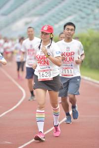 BIB: 2111, 1628
                            <button type="button" onclick="openModal(5940903)" class="btn btn-primary btn-sm float-right btn-popup" data-toggle="modal" data-target=".modal-high-quality">
                        <i class="fas fa-shopping-cart"></i> Add to Cart
                    </button>
                                            <button type="button" onclick="isThisMe(5940903, true)" class="btn btn-success btn-sm float-right btn-popup btn-isme hidden" data-toggle="tooltip" data-placement="bottom" title="นี่คือรูปของคุณใช่ไหม คลิกที่นี่เพื่อเอาเข้าอัลบั้ม">
                        <i class="fas fa-plus"></i> Add to album
                    </button>
                    <button type="button" onclick="isThisMe(5940903, false)" class="btn btn-warning btn-sm float-right btn-popup btn-isnotme hidden">
                        <i class="fas fa-ban"></i> Remove from album
                    </button>