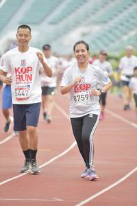 BIB: 2019, 8759, 5447
                            <button type="button" onclick="openModal(5940962)" class="btn btn-primary btn-sm float-right btn-popup" data-toggle="modal" data-target=".modal-high-quality">
                        <i class="fas fa-shopping-cart"></i> Add to Cart
                    </button>
                                            <button type="button" onclick="isThisMe(5940962, true)" class="btn btn-success btn-sm float-right btn-popup btn-isme hidden" data-toggle="tooltip" data-placement="bottom" title="นี่คือรูปของคุณใช่ไหม คลิกที่นี่เพื่อเอาเข้าอัลบั้ม">
                        <i class="fas fa-plus"></i> Add to album
                    </button>
                    <button type="button" onclick="isThisMe(5940962, false)" class="btn btn-warning btn-sm float-right btn-popup btn-isnotme hidden">
                        <i class="fas fa-ban"></i> Remove from album
                    </button>