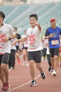 BIB: 2019, 1146, 100
                            <button type="button" onclick="openModal(5950887)" class="btn btn-primary btn-sm float-right btn-popup" data-toggle="modal" data-target=".modal-high-quality">
                        <i class="fas fa-shopping-cart"></i> Add to Cart
                    </button>
                                            <button type="button" onclick="isThisMe(5950887, true)" class="btn btn-success btn-sm float-right btn-popup btn-isme hidden" data-toggle="tooltip" data-placement="bottom" title="นี่คือรูปของคุณใช่ไหม คลิกที่นี่เพื่อเอาเข้าอัลบั้ม">
                        <i class="fas fa-plus"></i> Add to album
                    </button>
                    <button type="button" onclick="isThisMe(5950887, false)" class="btn btn-warning btn-sm float-right btn-popup btn-isnotme hidden">
                        <i class="fas fa-ban"></i> Remove from album
                    </button>