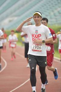 BIB: 1906
                            <button type="button" onclick="openModal(5949305)" class="btn btn-primary btn-sm float-right btn-popup" data-toggle="modal" data-target=".modal-high-quality">
                        <i class="fas fa-shopping-cart"></i> Add to Cart
                    </button>
                                            <button type="button" onclick="isThisMe(5949305, true)" class="btn btn-success btn-sm float-right btn-popup btn-isme hidden" data-toggle="tooltip" data-placement="bottom" title="นี่คือรูปของคุณใช่ไหม คลิกที่นี่เพื่อเอาเข้าอัลบั้ม">
                        <i class="fas fa-plus"></i> Add to album
                    </button>
                    <button type="button" onclick="isThisMe(5949305, false)" class="btn btn-warning btn-sm float-right btn-popup btn-isnotme hidden">
                        <i class="fas fa-ban"></i> Remove from album
                    </button>