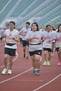 BIB: 6372, 3048, 761, 7611
                            <button type="button" onclick="openModal(5921938)" class="btn btn-primary btn-sm float-right btn-popup" data-toggle="modal" data-target=".modal-high-quality">
                        <i class="fas fa-shopping-cart"></i> Add to Cart
                    </button>
                                            <button type="button" onclick="isThisMe(5921938, true)" class="btn btn-success btn-sm float-right btn-popup btn-isme hidden" data-toggle="tooltip" data-placement="bottom" title="นี่คือรูปของคุณใช่ไหม คลิกที่นี่เพื่อเอาเข้าอัลบั้ม">
                        <i class="fas fa-plus"></i> Add to album
                    </button>
                    <button type="button" onclick="isThisMe(5921938, false)" class="btn btn-warning btn-sm float-right btn-popup btn-isnotme hidden">
                        <i class="fas fa-ban"></i> Remove from album
                    </button>