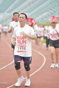 BIB: 2019, 1998
                            <button type="button" onclick="openModal(5948478)" class="btn btn-primary btn-sm float-right btn-popup" data-toggle="modal" data-target=".modal-high-quality">
                        <i class="fas fa-shopping-cart"></i> Add to Cart
                    </button>
                                            <button type="button" onclick="isThisMe(5948478, true)" class="btn btn-success btn-sm float-right btn-popup btn-isme hidden" data-toggle="tooltip" data-placement="bottom" title="นี่คือรูปของคุณใช่ไหม คลิกที่นี่เพื่อเอาเข้าอัลบั้ม">
                        <i class="fas fa-plus"></i> Add to album
                    </button>
                    <button type="button" onclick="isThisMe(5948478, false)" class="btn btn-warning btn-sm float-right btn-popup btn-isnotme hidden">
                        <i class="fas fa-ban"></i> Remove from album
                    </button>