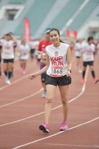 BIB: 1868
                            <button type="button" onclick="openModal(5957576)" class="btn btn-primary btn-sm float-right btn-popup" data-toggle="modal" data-target=".modal-high-quality">
                        <i class="fas fa-shopping-cart"></i> Add to Cart
                    </button>
                                            <button type="button" onclick="isThisMe(5957576, true)" class="btn btn-success btn-sm float-right btn-popup btn-isme hidden" data-toggle="tooltip" data-placement="bottom" title="นี่คือรูปของคุณใช่ไหม คลิกที่นี่เพื่อเอาเข้าอัลบั้ม">
                        <i class="fas fa-plus"></i> Add to album
                    </button>
                    <button type="button" onclick="isThisMe(5957576, false)" class="btn btn-warning btn-sm float-right btn-popup btn-isnotme hidden">
                        <i class="fas fa-ban"></i> Remove from album
                    </button>