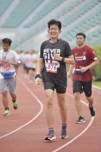 BIB: 4876
                            <button type="button" onclick="openModal(5949664)" class="btn btn-primary btn-sm float-right btn-popup" data-toggle="modal" data-target=".modal-high-quality">
                        <i class="fas fa-shopping-cart"></i> Add to Cart
                    </button>
                                            <button type="button" onclick="isThisMe(5949664, true)" class="btn btn-success btn-sm float-right btn-popup btn-isme hidden" data-toggle="tooltip" data-placement="bottom" title="นี่คือรูปของคุณใช่ไหม คลิกที่นี่เพื่อเอาเข้าอัลบั้ม">
                        <i class="fas fa-plus"></i> Add to album
                    </button>
                    <button type="button" onclick="isThisMe(5949664, false)" class="btn btn-warning btn-sm float-right btn-popup btn-isnotme hidden">
                        <i class="fas fa-ban"></i> Remove from album
                    </button>