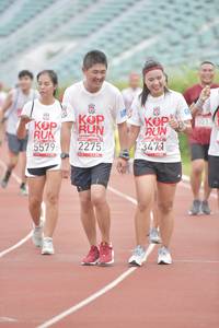 BIB: 3471, 5013, 2275, 5579
                            <button type="button" onclick="openModal(5942175)" class="btn btn-primary btn-sm float-right btn-popup" data-toggle="modal" data-target=".modal-high-quality">
                        <i class="fas fa-shopping-cart"></i> Add to Cart
                    </button>
                                            <button type="button" onclick="isThisMe(5942175, true)" class="btn btn-success btn-sm float-right btn-popup btn-isme hidden" data-toggle="tooltip" data-placement="bottom" title="นี่คือรูปของคุณใช่ไหม คลิกที่นี่เพื่อเอาเข้าอัลบั้ม">
                        <i class="fas fa-plus"></i> Add to album
                    </button>
                    <button type="button" onclick="isThisMe(5942175, false)" class="btn btn-warning btn-sm float-right btn-popup btn-isnotme hidden">
                        <i class="fas fa-ban"></i> Remove from album
                    </button>