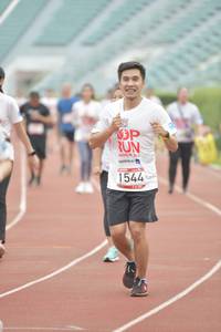 BIB: 1544
                            <button type="button" onclick="openModal(5948121)" class="btn btn-primary btn-sm float-right btn-popup" data-toggle="modal" data-target=".modal-high-quality">
                        <i class="fas fa-shopping-cart"></i> Add to Cart
                    </button>
                                            <button type="button" onclick="isThisMe(5948121, true)" class="btn btn-success btn-sm float-right btn-popup btn-isme hidden" data-toggle="tooltip" data-placement="bottom" title="นี่คือรูปของคุณใช่ไหม คลิกที่นี่เพื่อเอาเข้าอัลบั้ม">
                        <i class="fas fa-plus"></i> Add to album
                    </button>
                    <button type="button" onclick="isThisMe(5948121, false)" class="btn btn-warning btn-sm float-right btn-popup btn-isnotme hidden">
                        <i class="fas fa-ban"></i> Remove from album
                    </button>