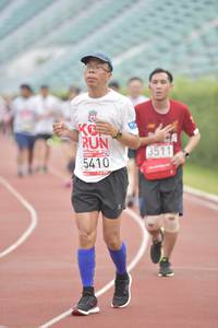 BIB: 5410, 3511, 201
                            <button type="button" onclick="openModal(5940415)" class="btn btn-primary btn-sm float-right btn-popup" data-toggle="modal" data-target=".modal-high-quality">
                        <i class="fas fa-shopping-cart"></i> Add to Cart
                    </button>
                                            <button type="button" onclick="isThisMe(5940415, true)" class="btn btn-success btn-sm float-right btn-popup btn-isme hidden" data-toggle="tooltip" data-placement="bottom" title="นี่คือรูปของคุณใช่ไหม คลิกที่นี่เพื่อเอาเข้าอัลบั้ม">
                        <i class="fas fa-plus"></i> Add to album
                    </button>
                    <button type="button" onclick="isThisMe(5940415, false)" class="btn btn-warning btn-sm float-right btn-popup btn-isnotme hidden">
                        <i class="fas fa-ban"></i> Remove from album
                    </button>