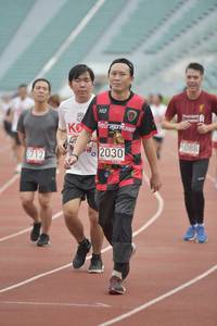 BIB: 5088, 2030, 6717
                            <button type="button" onclick="openModal(5952411)" class="btn btn-primary btn-sm float-right btn-popup" data-toggle="modal" data-target=".modal-high-quality">
                        <i class="fas fa-shopping-cart"></i> Add to Cart
                    </button>
                                            <button type="button" onclick="isThisMe(5952411, true)" class="btn btn-success btn-sm float-right btn-popup btn-isme hidden" data-toggle="tooltip" data-placement="bottom" title="นี่คือรูปของคุณใช่ไหม คลิกที่นี่เพื่อเอาเข้าอัลบั้ม">
                        <i class="fas fa-plus"></i> Add to album
                    </button>
                    <button type="button" onclick="isThisMe(5952411, false)" class="btn btn-warning btn-sm float-right btn-popup btn-isnotme hidden">
                        <i class="fas fa-ban"></i> Remove from album
                    </button>