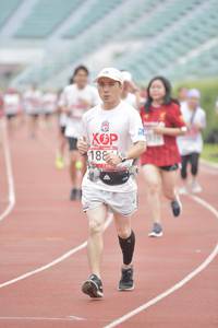 BIB: 188
                            <button type="button" onclick="openModal(5941469)" class="btn btn-primary btn-sm float-right btn-popup" data-toggle="modal" data-target=".modal-high-quality">
                        <i class="fas fa-shopping-cart"></i> Add to Cart
                    </button>
                                            <button type="button" onclick="isThisMe(5941469, true)" class="btn btn-success btn-sm float-right btn-popup btn-isme hidden" data-toggle="tooltip" data-placement="bottom" title="นี่คือรูปของคุณใช่ไหม คลิกที่นี่เพื่อเอาเข้าอัลบั้ม">
                        <i class="fas fa-plus"></i> Add to album
                    </button>
                    <button type="button" onclick="isThisMe(5941469, false)" class="btn btn-warning btn-sm float-right btn-popup btn-isnotme hidden">
                        <i class="fas fa-ban"></i> Remove from album
                    </button>