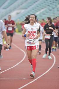 BIB: 2640
                            <button type="button" onclick="openModal(5934419)" class="btn btn-primary btn-sm float-right btn-popup" data-toggle="modal" data-target=".modal-high-quality">
                        <i class="fas fa-shopping-cart"></i> Add to Cart
                    </button>
                                            <button type="button" onclick="isThisMe(5934419, true)" class="btn btn-success btn-sm float-right btn-popup btn-isme hidden" data-toggle="tooltip" data-placement="bottom" title="นี่คือรูปของคุณใช่ไหม คลิกที่นี่เพื่อเอาเข้าอัลบั้ม">
                        <i class="fas fa-plus"></i> Add to album
                    </button>
                    <button type="button" onclick="isThisMe(5934419, false)" class="btn btn-warning btn-sm float-right btn-popup btn-isnotme hidden">
                        <i class="fas fa-ban"></i> Remove from album
                    </button>