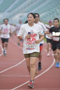 BIB: 1530
                            <button type="button" onclick="openModal(5932161)" class="btn btn-primary btn-sm float-right btn-popup" data-toggle="modal" data-target=".modal-high-quality">
                        <i class="fas fa-shopping-cart"></i> Add to Cart
                    </button>
                                            <button type="button" onclick="isThisMe(5932161, true)" class="btn btn-success btn-sm float-right btn-popup btn-isme hidden" data-toggle="tooltip" data-placement="bottom" title="นี่คือรูปของคุณใช่ไหม คลิกที่นี่เพื่อเอาเข้าอัลบั้ม">
                        <i class="fas fa-plus"></i> Add to album
                    </button>
                    <button type="button" onclick="isThisMe(5932161, false)" class="btn btn-warning btn-sm float-right btn-popup btn-isnotme hidden">
                        <i class="fas fa-ban"></i> Remove from album
                    </button>