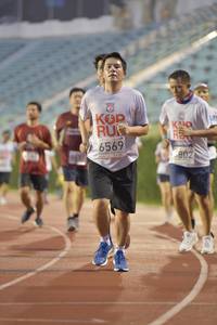 BIB: 6569, 802
                            <button type="button" onclick="openModal(5917631)" class="btn btn-primary btn-sm float-right btn-popup" data-toggle="modal" data-target=".modal-high-quality">
                        <i class="fas fa-shopping-cart"></i> Add to Cart
                    </button>
                                            <button type="button" onclick="isThisMe(5917631, true)" class="btn btn-success btn-sm float-right btn-popup btn-isme hidden" data-toggle="tooltip" data-placement="bottom" title="นี่คือรูปของคุณใช่ไหม คลิกที่นี่เพื่อเอาเข้าอัลบั้ม">
                        <i class="fas fa-plus"></i> Add to album
                    </button>
                    <button type="button" onclick="isThisMe(5917631, false)" class="btn btn-warning btn-sm float-right btn-popup btn-isnotme hidden">
                        <i class="fas fa-ban"></i> Remove from album
                    </button>