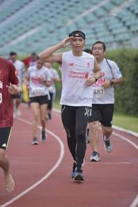 BIB: 483
                            <button type="button" onclick="openModal(5931529)" class="btn btn-primary btn-sm float-right btn-popup" data-toggle="modal" data-target=".modal-high-quality">
                        <i class="fas fa-shopping-cart"></i> Add to Cart
                    </button>
                                            <button type="button" onclick="isThisMe(5931529, true)" class="btn btn-success btn-sm float-right btn-popup btn-isme hidden" data-toggle="tooltip" data-placement="bottom" title="นี่คือรูปของคุณใช่ไหม คลิกที่นี่เพื่อเอาเข้าอัลบั้ม">
                        <i class="fas fa-plus"></i> Add to album
                    </button>
                    <button type="button" onclick="isThisMe(5931529, false)" class="btn btn-warning btn-sm float-right btn-popup btn-isnotme hidden">
                        <i class="fas fa-ban"></i> Remove from album
                    </button>