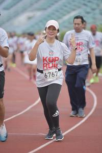 BIB: 6767
                            <button type="button" onclick="openModal(5932853)" class="btn btn-primary btn-sm float-right btn-popup" data-toggle="modal" data-target=".modal-high-quality">
                        <i class="fas fa-shopping-cart"></i> Add to Cart
                    </button>
                                            <button type="button" onclick="isThisMe(5932853, true)" class="btn btn-success btn-sm float-right btn-popup btn-isme hidden" data-toggle="tooltip" data-placement="bottom" title="นี่คือรูปของคุณใช่ไหม คลิกที่นี่เพื่อเอาเข้าอัลบั้ม">
                        <i class="fas fa-plus"></i> Add to album
                    </button>
                    <button type="button" onclick="isThisMe(5932853, false)" class="btn btn-warning btn-sm float-right btn-popup btn-isnotme hidden">
                        <i class="fas fa-ban"></i> Remove from album
                    </button>