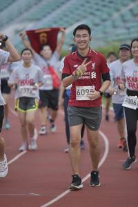 BIB: 737, 609, 7006
                            <button type="button" onclick="openModal(5921740)" class="btn btn-primary btn-sm float-right btn-popup" data-toggle="modal" data-target=".modal-high-quality">
                        <i class="fas fa-shopping-cart"></i> Add to Cart
                    </button>
                                            <button type="button" onclick="isThisMe(5921740, true)" class="btn btn-success btn-sm float-right btn-popup btn-isme hidden" data-toggle="tooltip" data-placement="bottom" title="นี่คือรูปของคุณใช่ไหม คลิกที่นี่เพื่อเอาเข้าอัลบั้ม">
                        <i class="fas fa-plus"></i> Add to album
                    </button>
                    <button type="button" onclick="isThisMe(5921740, false)" class="btn btn-warning btn-sm float-right btn-popup btn-isnotme hidden">
                        <i class="fas fa-ban"></i> Remove from album
                    </button>