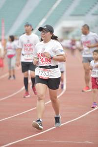 BIB: 1753
                            <button type="button" onclick="openModal(5947504)" class="btn btn-primary btn-sm float-right btn-popup" data-toggle="modal" data-target=".modal-high-quality">
                        <i class="fas fa-shopping-cart"></i> Add to Cart
                    </button>
                                            <button type="button" onclick="isThisMe(5947504, true)" class="btn btn-success btn-sm float-right btn-popup btn-isme hidden" data-toggle="tooltip" data-placement="bottom" title="นี่คือรูปของคุณใช่ไหม คลิกที่นี่เพื่อเอาเข้าอัลบั้ม">
                        <i class="fas fa-plus"></i> Add to album
                    </button>
                    <button type="button" onclick="isThisMe(5947504, false)" class="btn btn-warning btn-sm float-right btn-popup btn-isnotme hidden">
                        <i class="fas fa-ban"></i> Remove from album
                    </button>