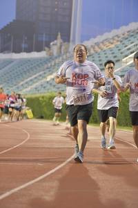 BIB: 76401, 8371
                            <button type="button" onclick="openModal(5917332)" class="btn btn-primary btn-sm float-right btn-popup" data-toggle="modal" data-target=".modal-high-quality">
                        <i class="fas fa-shopping-cart"></i> Add to Cart
                    </button>
                                            <button type="button" onclick="isThisMe(5917332, true)" class="btn btn-success btn-sm float-right btn-popup btn-isme hidden" data-toggle="tooltip" data-placement="bottom" title="นี่คือรูปของคุณใช่ไหม คลิกที่นี่เพื่อเอาเข้าอัลบั้ม">
                        <i class="fas fa-plus"></i> Add to album
                    </button>
                    <button type="button" onclick="isThisMe(5917332, false)" class="btn btn-warning btn-sm float-right btn-popup btn-isnotme hidden">
                        <i class="fas fa-ban"></i> Remove from album
                    </button>