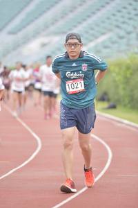 BIB: 1021
                            <button type="button" onclick="openModal(5942091)" class="btn btn-primary btn-sm float-right btn-popup" data-toggle="modal" data-target=".modal-high-quality">
                        <i class="fas fa-shopping-cart"></i> Add to Cart
                    </button>
                                            <button type="button" onclick="isThisMe(5942091, true)" class="btn btn-success btn-sm float-right btn-popup btn-isme hidden" data-toggle="tooltip" data-placement="bottom" title="นี่คือรูปของคุณใช่ไหม คลิกที่นี่เพื่อเอาเข้าอัลบั้ม">
                        <i class="fas fa-plus"></i> Add to album
                    </button>
                    <button type="button" onclick="isThisMe(5942091, false)" class="btn btn-warning btn-sm float-right btn-popup btn-isnotme hidden">
                        <i class="fas fa-ban"></i> Remove from album
                    </button>