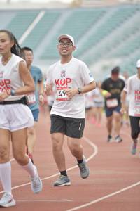 BIB: 149
                            <button type="button" onclick="openModal(5950288)" class="btn btn-primary btn-sm float-right btn-popup" data-toggle="modal" data-target=".modal-high-quality">
                        <i class="fas fa-shopping-cart"></i> Add to Cart
                    </button>
                                            <button type="button" onclick="isThisMe(5950288, true)" class="btn btn-success btn-sm float-right btn-popup btn-isme hidden" data-toggle="tooltip" data-placement="bottom" title="นี่คือรูปของคุณใช่ไหม คลิกที่นี่เพื่อเอาเข้าอัลบั้ม">
                        <i class="fas fa-plus"></i> Add to album
                    </button>
                    <button type="button" onclick="isThisMe(5950288, false)" class="btn btn-warning btn-sm float-right btn-popup btn-isnotme hidden">
                        <i class="fas fa-ban"></i> Remove from album
                    </button>