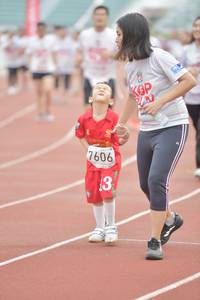 BIB: 7606
                            <button type="button" onclick="openModal(5941879)" class="btn btn-primary btn-sm float-right btn-popup" data-toggle="modal" data-target=".modal-high-quality">
                        <i class="fas fa-shopping-cart"></i> Add to Cart
                    </button>
                                            <button type="button" onclick="isThisMe(5941879, true)" class="btn btn-success btn-sm float-right btn-popup btn-isme hidden" data-toggle="tooltip" data-placement="bottom" title="นี่คือรูปของคุณใช่ไหม คลิกที่นี่เพื่อเอาเข้าอัลบั้ม">
                        <i class="fas fa-plus"></i> Add to album
                    </button>
                    <button type="button" onclick="isThisMe(5941879, false)" class="btn btn-warning btn-sm float-right btn-popup btn-isnotme hidden">
                        <i class="fas fa-ban"></i> Remove from album
                    </button>