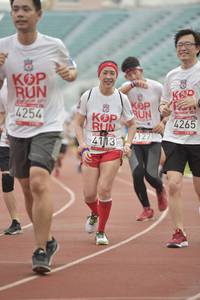 BIB: 4254, 4113, 4265, 127
                            <button type="button" onclick="openModal(5951785)" class="btn btn-primary btn-sm float-right btn-popup" data-toggle="modal" data-target=".modal-high-quality">
                        <i class="fas fa-shopping-cart"></i> Add to Cart
                    </button>
                                            <button type="button" onclick="isThisMe(5951785, true)" class="btn btn-success btn-sm float-right btn-popup btn-isme hidden" data-toggle="tooltip" data-placement="bottom" title="นี่คือรูปของคุณใช่ไหม คลิกที่นี่เพื่อเอาเข้าอัลบั้ม">
                        <i class="fas fa-plus"></i> Add to album
                    </button>
                    <button type="button" onclick="isThisMe(5951785, false)" class="btn btn-warning btn-sm float-right btn-popup btn-isnotme hidden">
                        <i class="fas fa-ban"></i> Remove from album
                    </button>