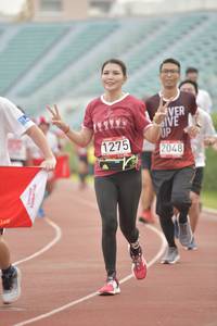 BIB: 2048, 1275
                            <button type="button" onclick="openModal(5951140)" class="btn btn-primary btn-sm float-right btn-popup" data-toggle="modal" data-target=".modal-high-quality">
                        <i class="fas fa-shopping-cart"></i> Add to Cart
                    </button>
                                            <button type="button" onclick="isThisMe(5951140, true)" class="btn btn-success btn-sm float-right btn-popup btn-isme hidden" data-toggle="tooltip" data-placement="bottom" title="นี่คือรูปของคุณใช่ไหม คลิกที่นี่เพื่อเอาเข้าอัลบั้ม">
                        <i class="fas fa-plus"></i> Add to album
                    </button>
                    <button type="button" onclick="isThisMe(5951140, false)" class="btn btn-warning btn-sm float-right btn-popup btn-isnotme hidden">
                        <i class="fas fa-ban"></i> Remove from album
                    </button>