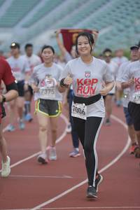 BIB: 7375, 7006, 
                            <button type="button" onclick="openModal(5921756)" class="btn btn-primary btn-sm float-right btn-popup" data-toggle="modal" data-target=".modal-high-quality">
                        <i class="fas fa-shopping-cart"></i> Add to Cart
                    </button>
                                            <button type="button" onclick="isThisMe(5921756, true)" class="btn btn-success btn-sm float-right btn-popup btn-isme hidden" data-toggle="tooltip" data-placement="bottom" title="นี่คือรูปของคุณใช่ไหม คลิกที่นี่เพื่อเอาเข้าอัลบั้ม">
                        <i class="fas fa-plus"></i> Add to album
                    </button>
                    <button type="button" onclick="isThisMe(5921756, false)" class="btn btn-warning btn-sm float-right btn-popup btn-isnotme hidden">
                        <i class="fas fa-ban"></i> Remove from album
                    </button>