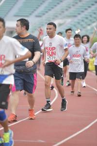 BIB: 4539, 7005
                            <button type="button" onclick="openModal(5935361)" class="btn btn-primary btn-sm float-right btn-popup" data-toggle="modal" data-target=".modal-high-quality">
                        <i class="fas fa-shopping-cart"></i> Add to Cart
                    </button>
                                            <button type="button" onclick="isThisMe(5935361, true)" class="btn btn-success btn-sm float-right btn-popup btn-isme hidden" data-toggle="tooltip" data-placement="bottom" title="นี่คือรูปของคุณใช่ไหม คลิกที่นี่เพื่อเอาเข้าอัลบั้ม">
                        <i class="fas fa-plus"></i> Add to album
                    </button>
                    <button type="button" onclick="isThisMe(5935361, false)" class="btn btn-warning btn-sm float-right btn-popup btn-isnotme hidden">
                        <i class="fas fa-ban"></i> Remove from album
                    </button>